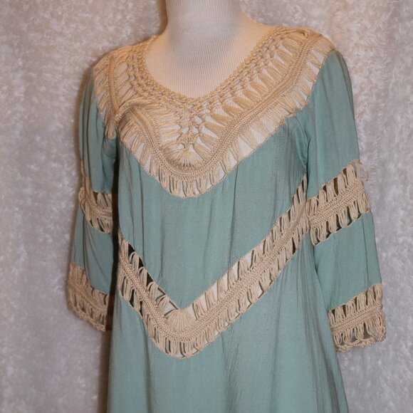 The Umgee Bohemian crochet top in size medium - Picture 1 of 8